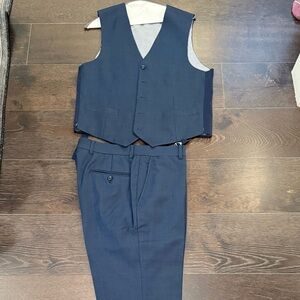 Tommy Hilfiger 3 piece suit